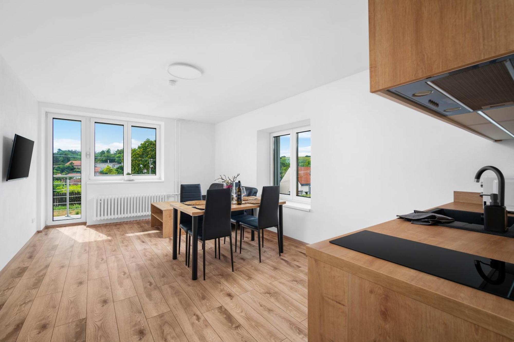 Apartmany Stastny Sklep Вальтице Екстер'єр фото